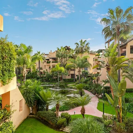 Apartamento De 2 En Bahía De Alcántara Marbella