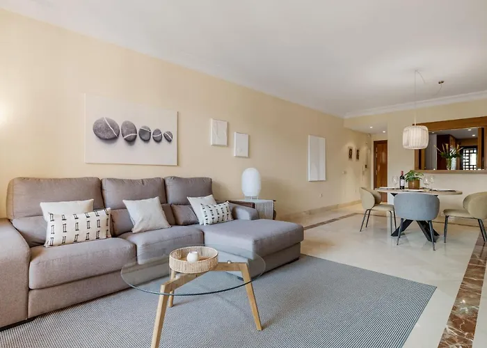 De 2 En Bahia De Alcantara Марбелья